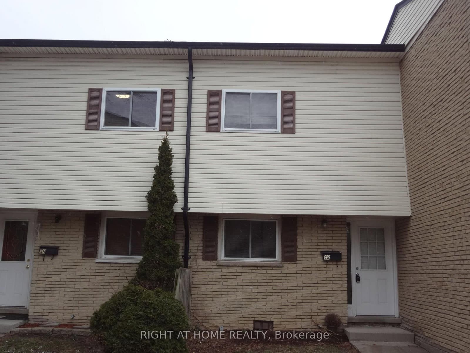 211 Veronica Drive, Unit 49